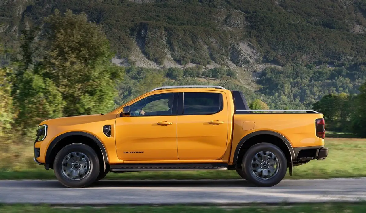 Ford - Ranger XLT - Pick-up Truck for Rent - Preowned Pick-up Truck - Exclusive Concierge Club.webp